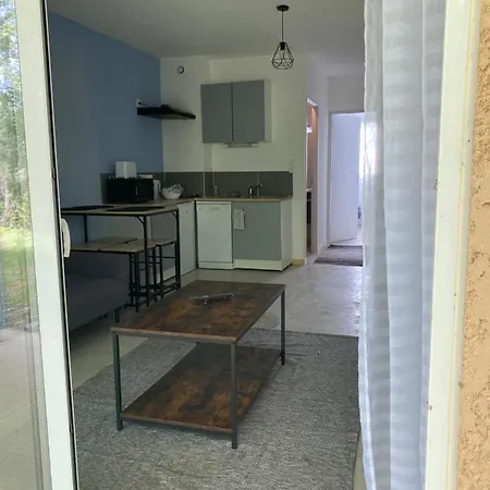 Magnolia Apartment